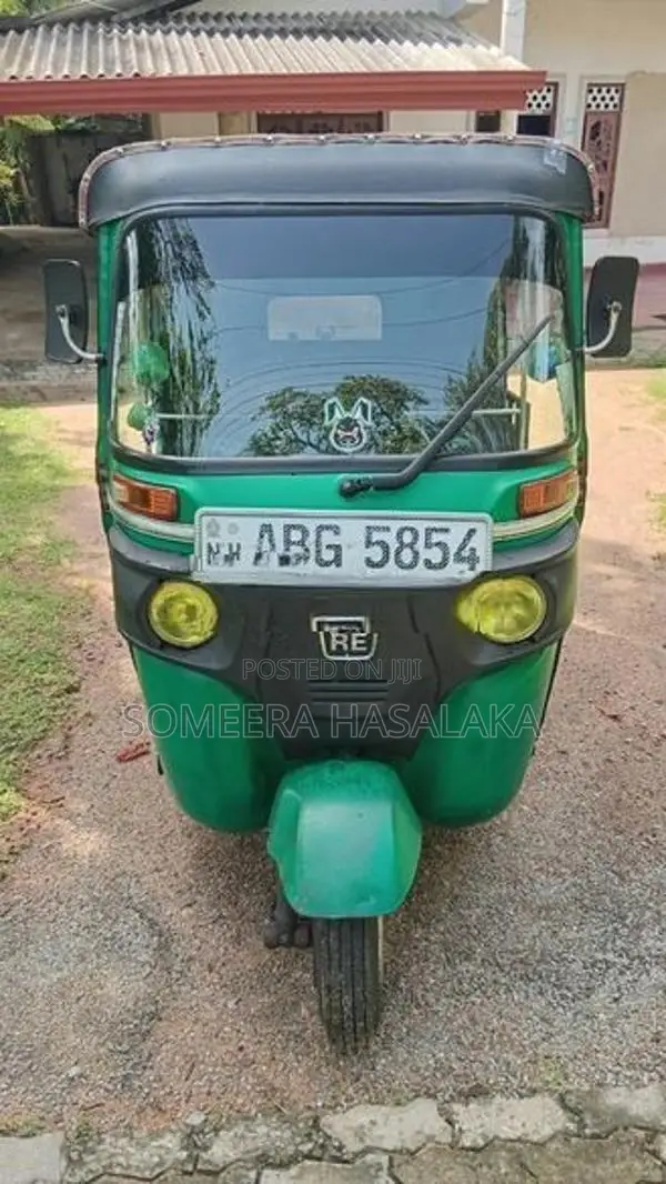 Bajaj RE 2026