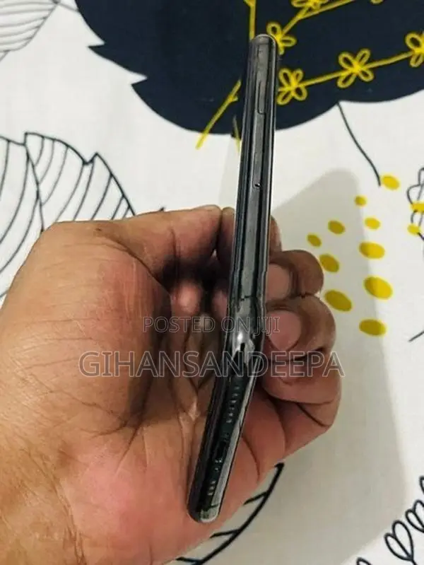 Apple iPhone 11 Pro (Used)