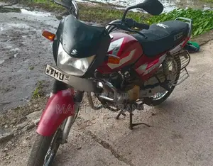 Bajaj CT100 2005