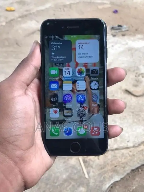 Apple iPhone 7 (Used)
