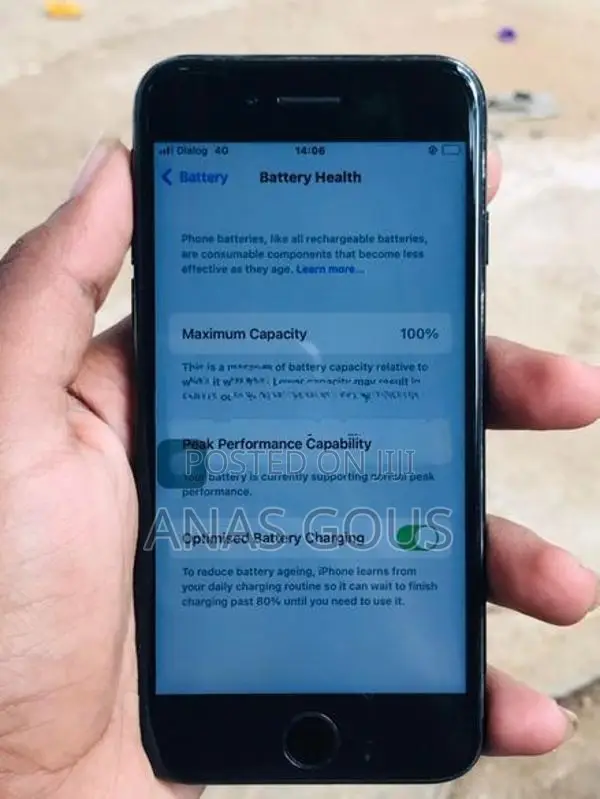 Apple iPhone 7 (Used)