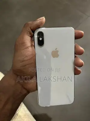 Apple iPhone X (Used)