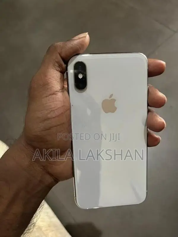 Apple iPhone X (Used)