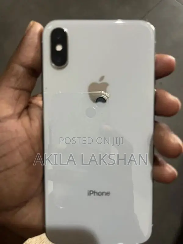 Apple iPhone X (Used)