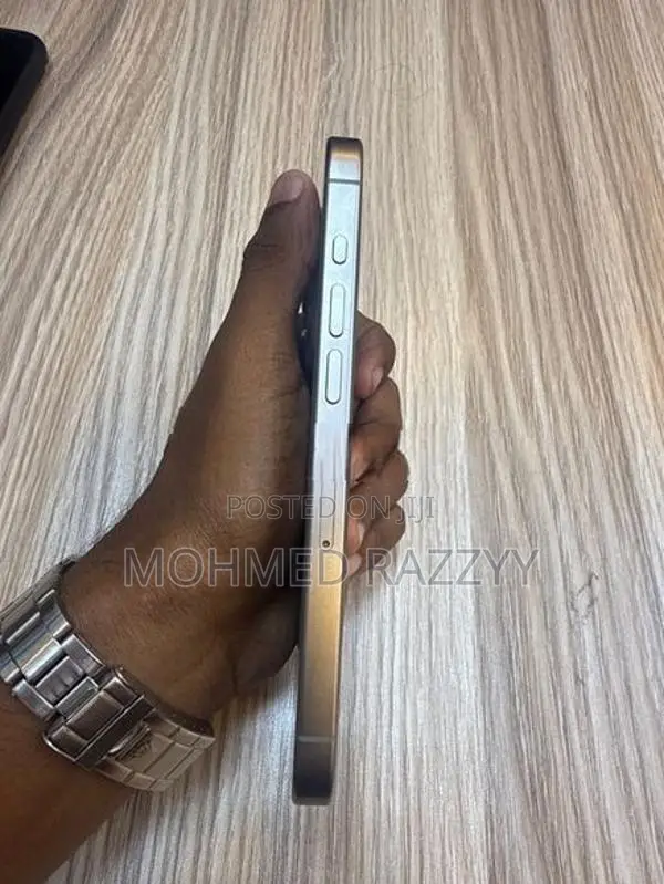 Apple iPhone 15 Pro 128GB (Used)