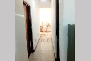 Two Story House for Sale in Colombo 09