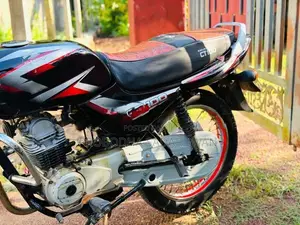 Bajaj CT100 2005