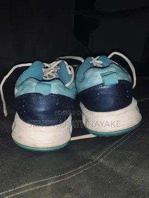 AVI Shoes