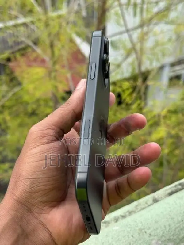 Apple iPhone 16 Pro Max (Used)