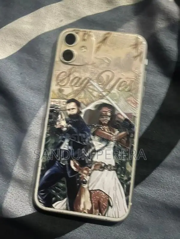 Apple iPhone 11 (Used)