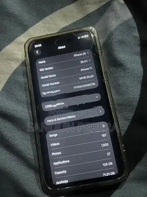 Apple iPhone 11 (Used)