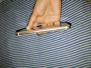 Apple iPhone 8 (Used)