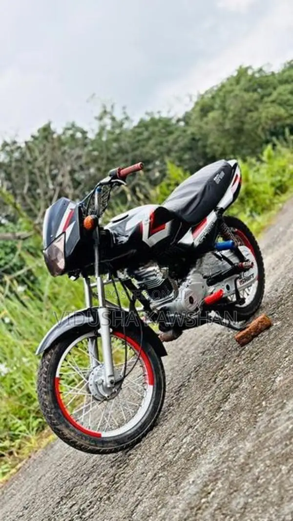 Bajaj CT100 2006