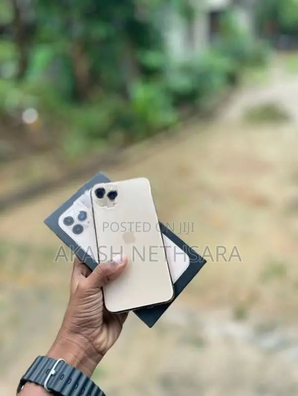 Apple iPhone 11 Pro (Used)