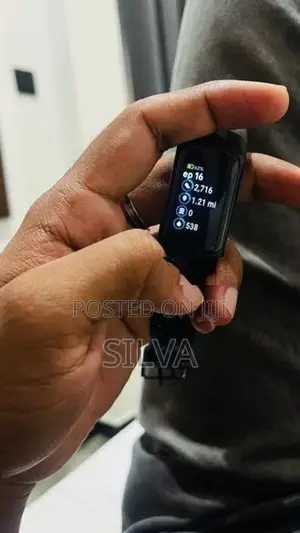 Google Fitbit Charge 6