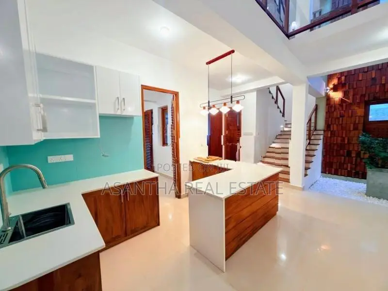 BRAND NEW ARCHITECT-DESIGNED MODERN LUXURY RESIDENCE IN DEHIWELA