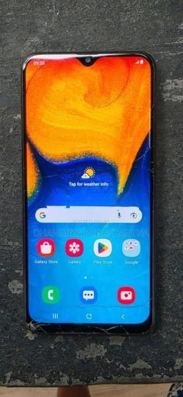 Samsung Galaxy A20 (Used)