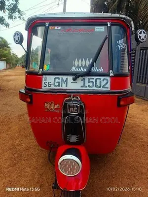 Bajaj RE 2002