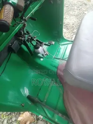 Bajaj RE 2007
