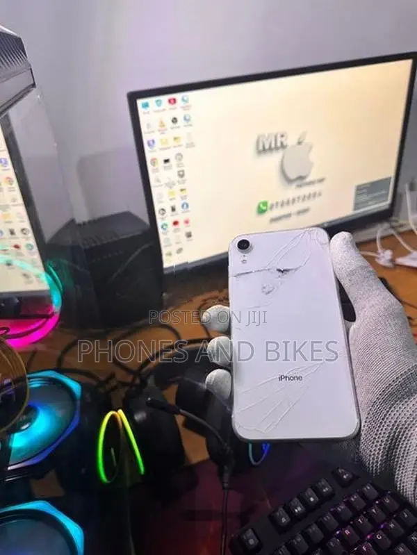 Apple iPhone XR 128GB (Used)