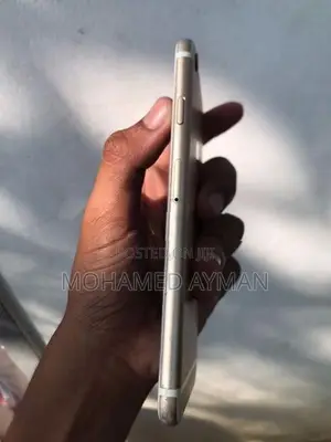 Apple iPhone 6S (Used)