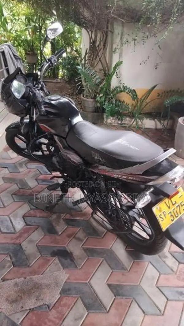 Bajaj Discover 2010