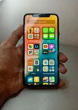 Apple iPhone XS (Used)