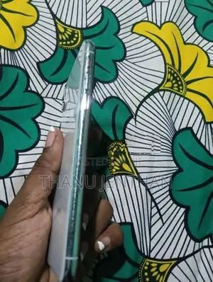 Apple iPhone X (Used)