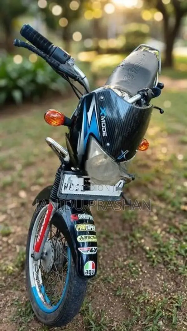 Bajaj CT100 2006