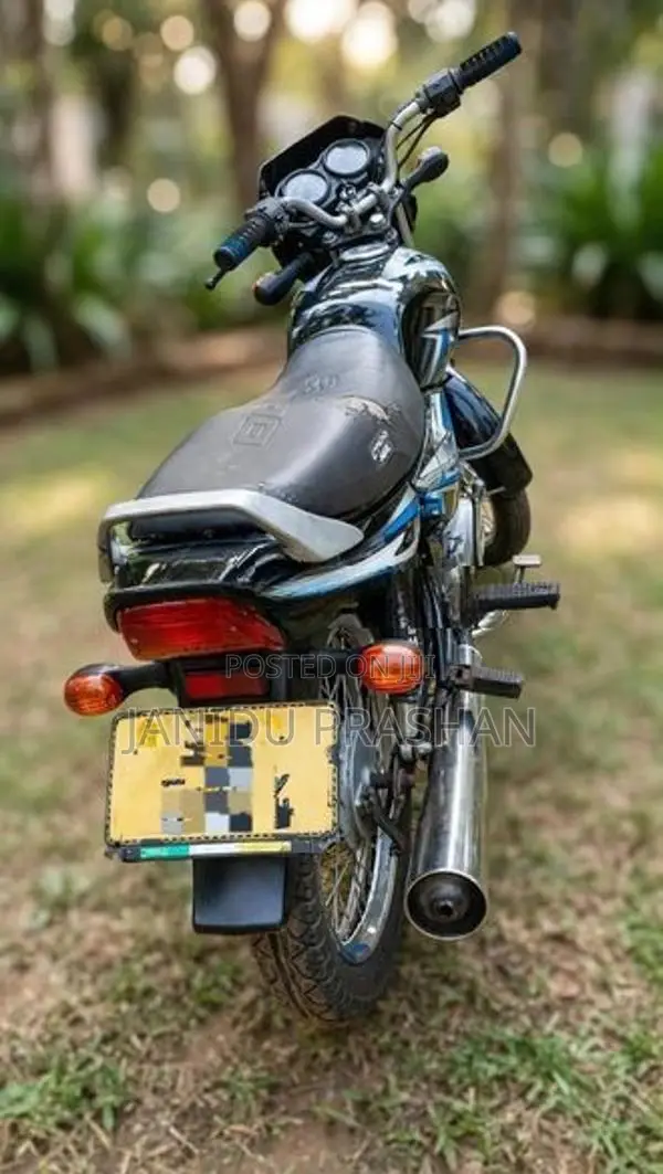 Bajaj CT100 2006