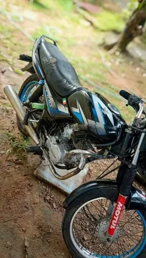 Bajaj CT100 2006