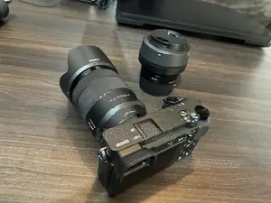 Sony A6400 Mirrorless Camera With Gimble Lens