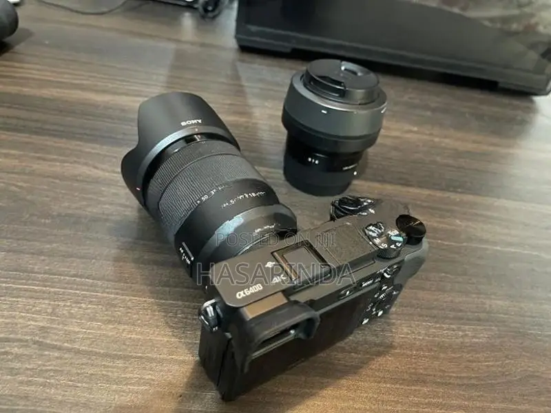 Sony A6400 Mirrorless Camera With Gimble Lens