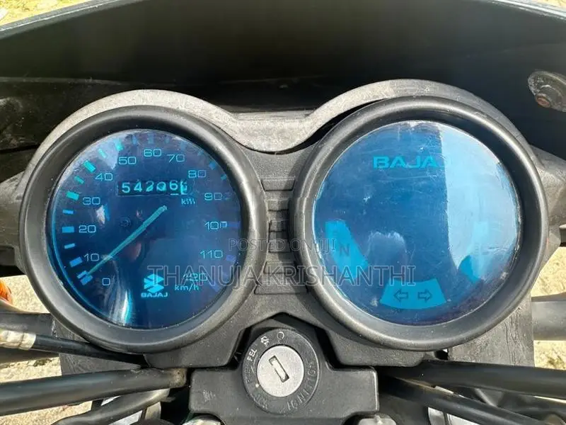 Bajaj CT100 2015