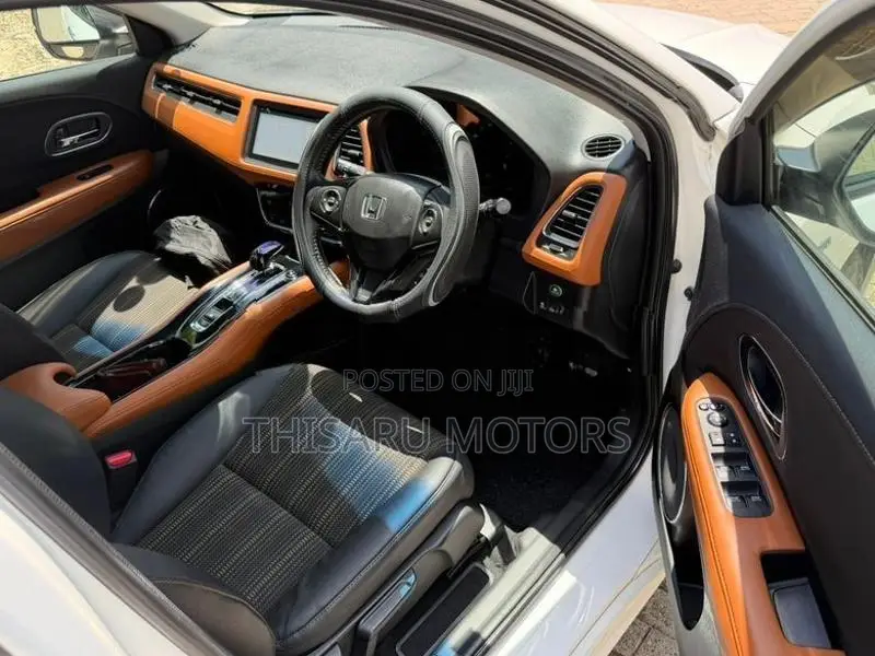 Honda Vezel Z GRADE ORANGE PACK 2015