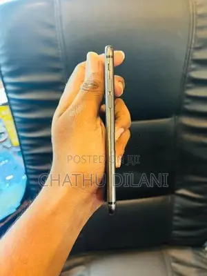 Apple iPhone 8 (Used)