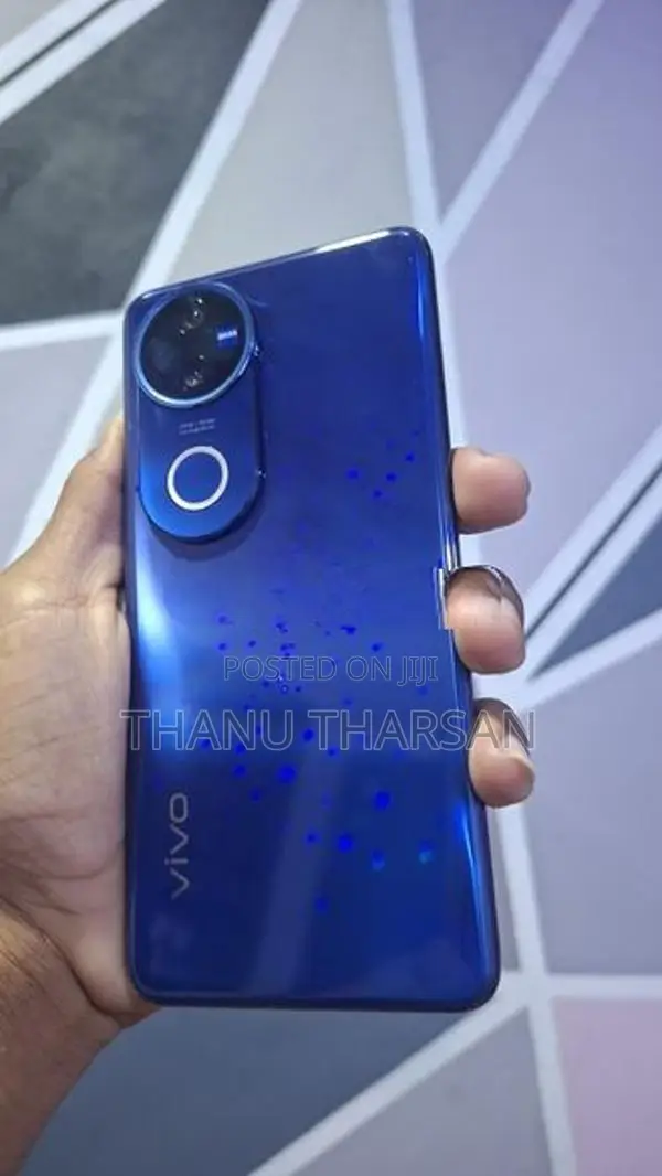 Vivo V50 (Used)