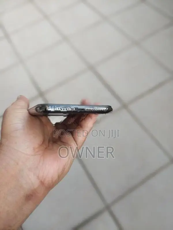 Apple iPhone 11 Pro Max 64GB 4G (Used)