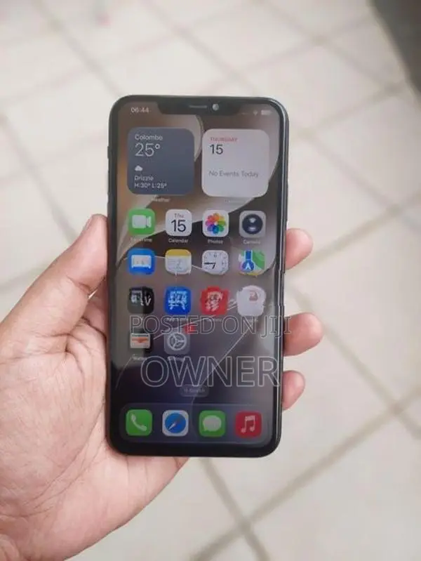 Apple iPhone 11 Pro Max 64GB 4G (Used)