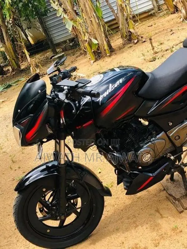 Bajaj Pulsar 180 2011