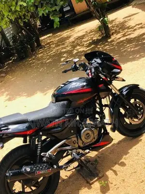 Bajaj Pulsar 180 2011