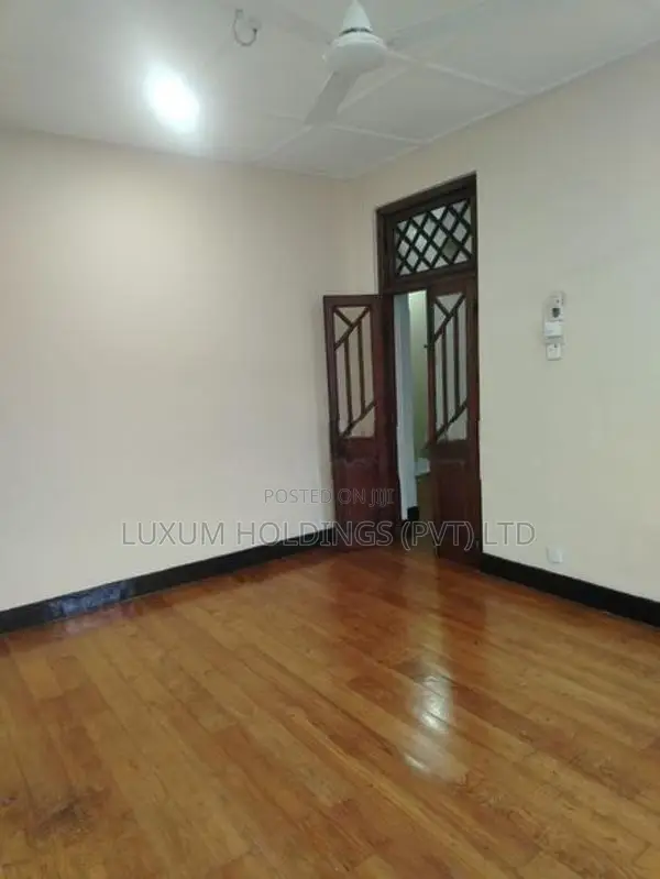 Office For Rent In Melbourne Avenue Colombo 04 [ 2325C ]