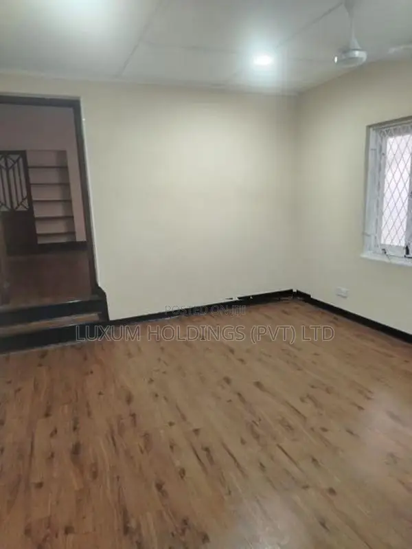 2,750 Sqft Office For Rent In Melbourne Avenue Colombo 04 [ 2325C ]