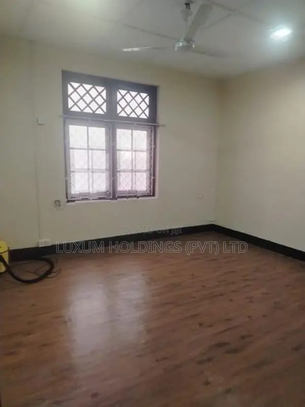 2,750 Sqft Office For Rent In Melbourne Avenue Colombo 04 [ 2325C ]