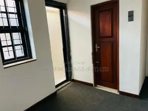 Spacious House For Rent In Castle Street Colombo 08 [ 1637C ]