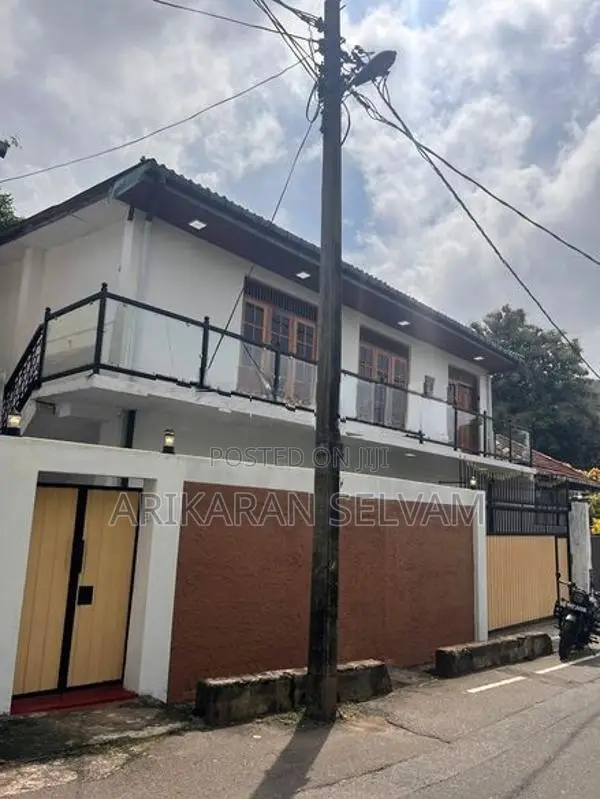 Renovate Two Story House For Rent Colombo 15