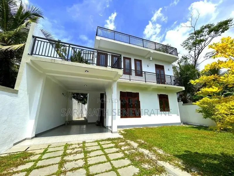 Brand-New House For Sale in Maharagama Arawwala - Piliyandala