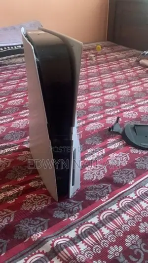 Sony PlayStation 5 Standard Disk Edition