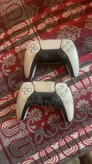 Sony PlayStation 5 Standard Disk Edition