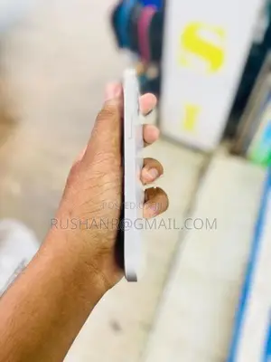 Apple iPhone 12 (Used)